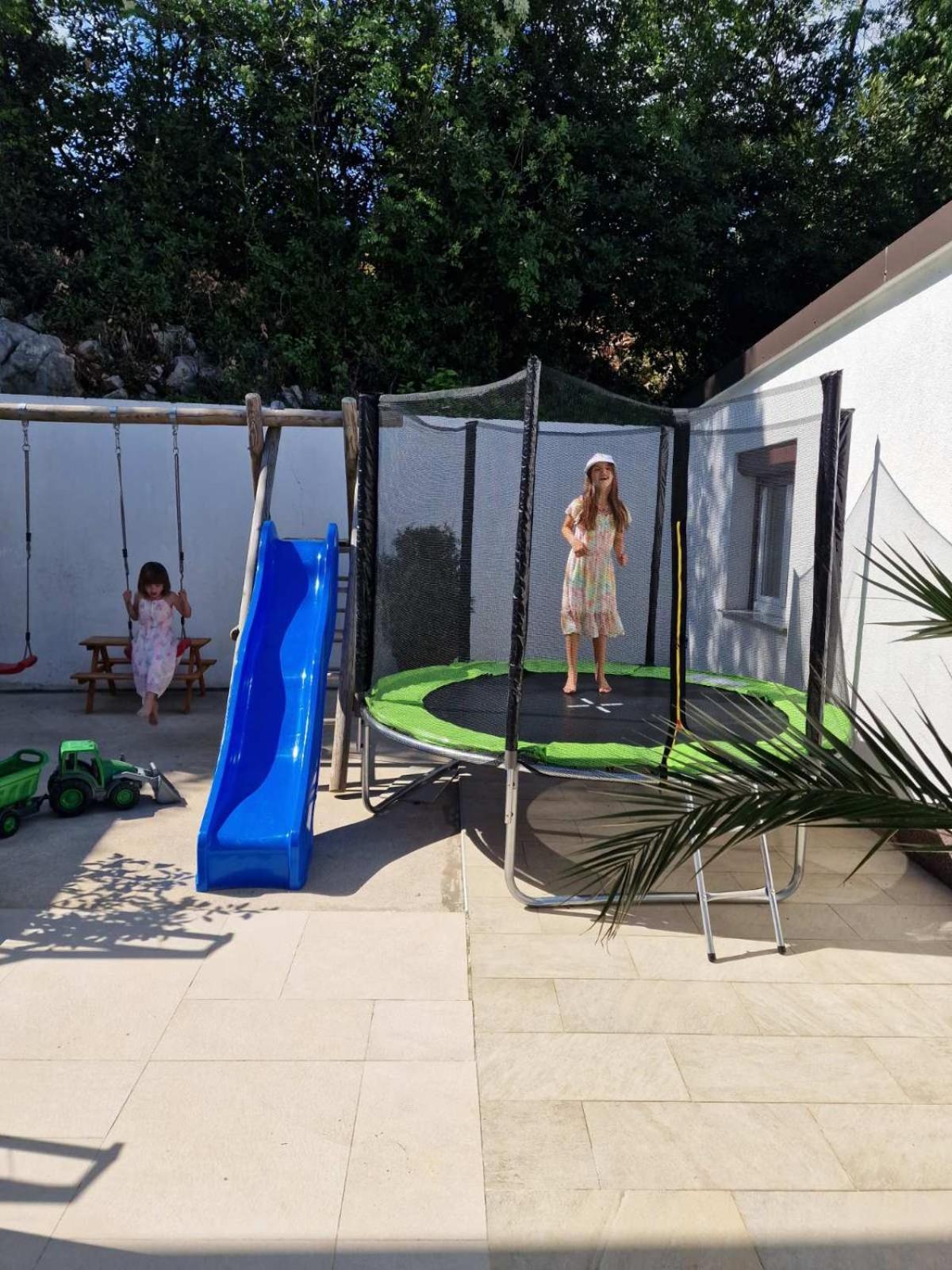 Villa Adriatic, Apartment Rebecca With Heated Swimming Pool, Sew View, Childrens Playground Icici Luaran gambar
